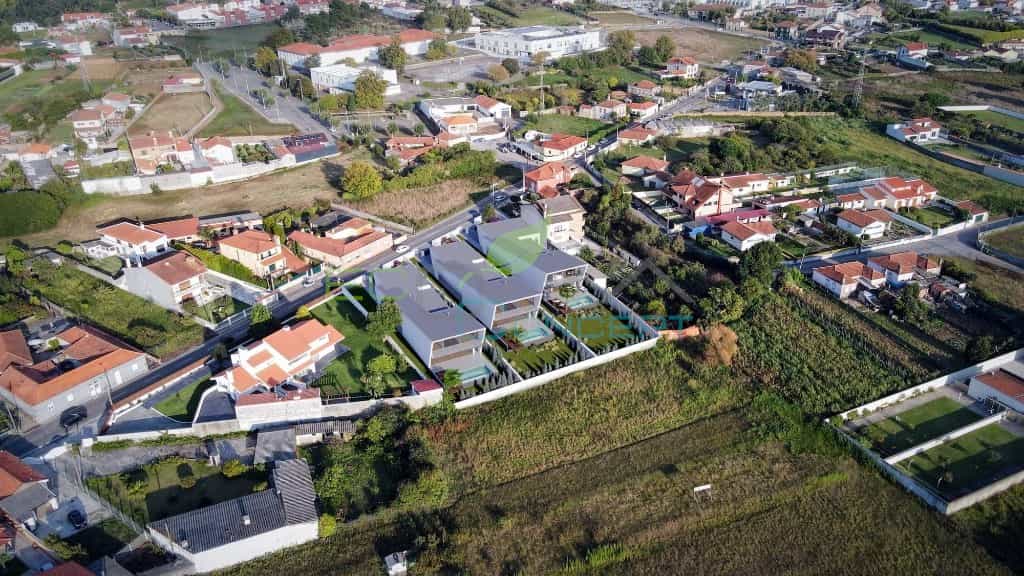 Rumah di Espinho, Aveiro District 11525279