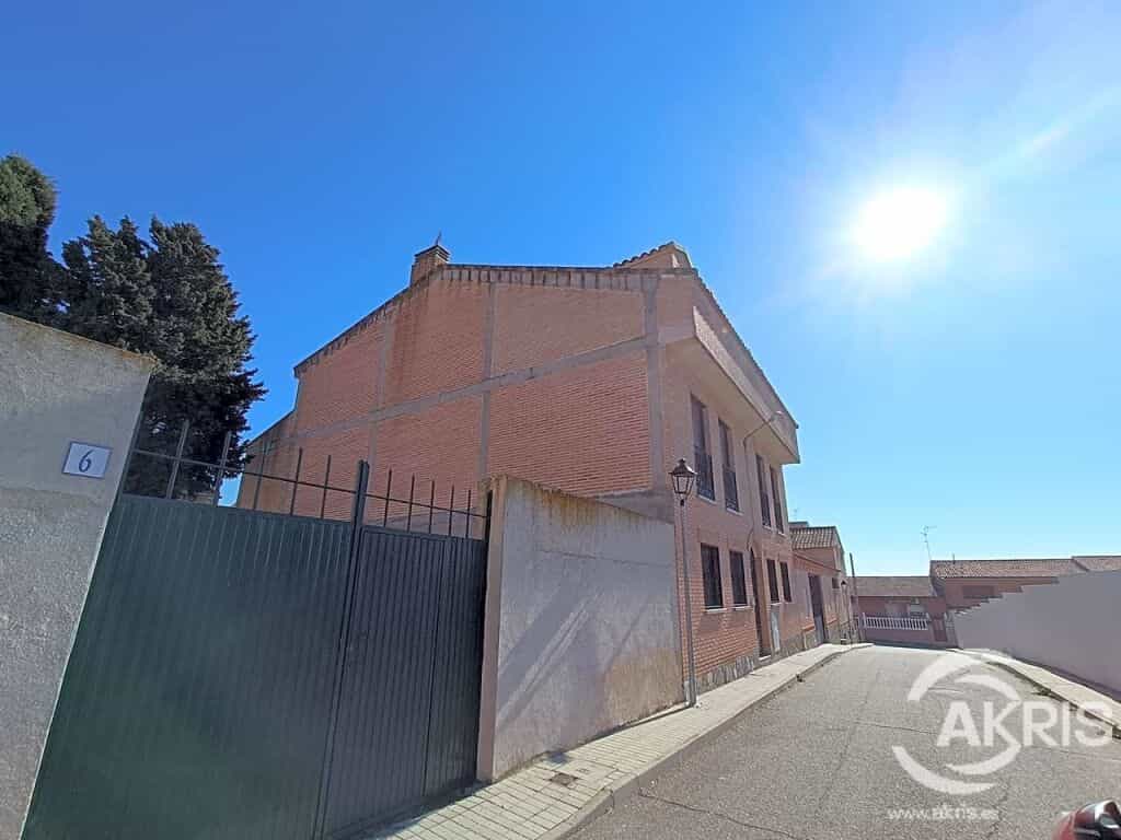 公寓 在 Quismondo, Castilla-La Mancha 11525341