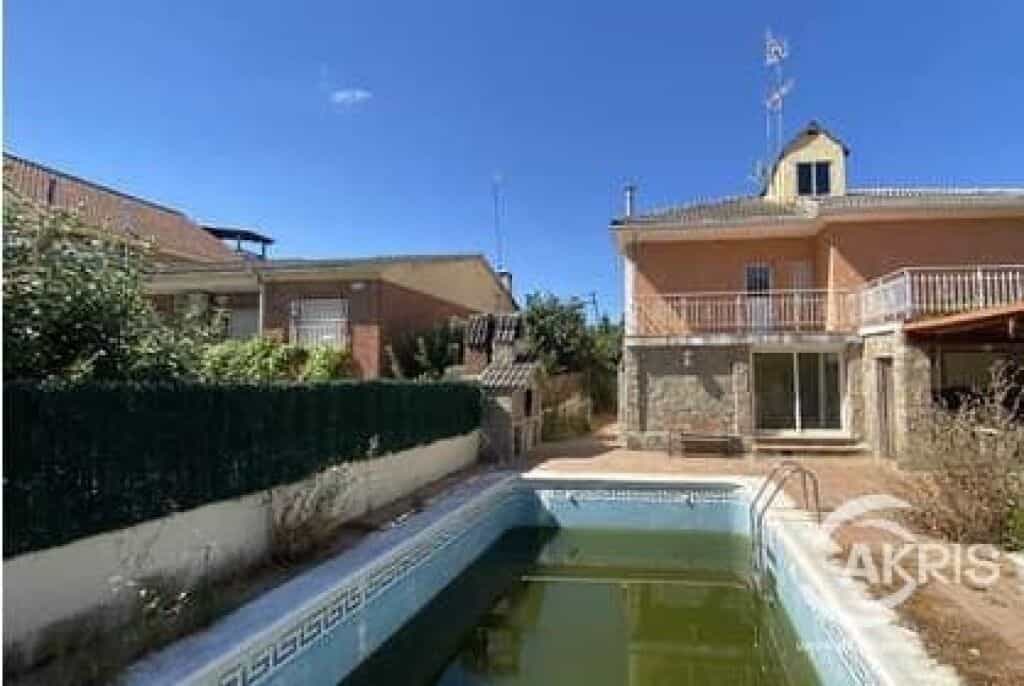 жилой дом в Casarrubios del Monte, Castilla-La Mancha 11525343
