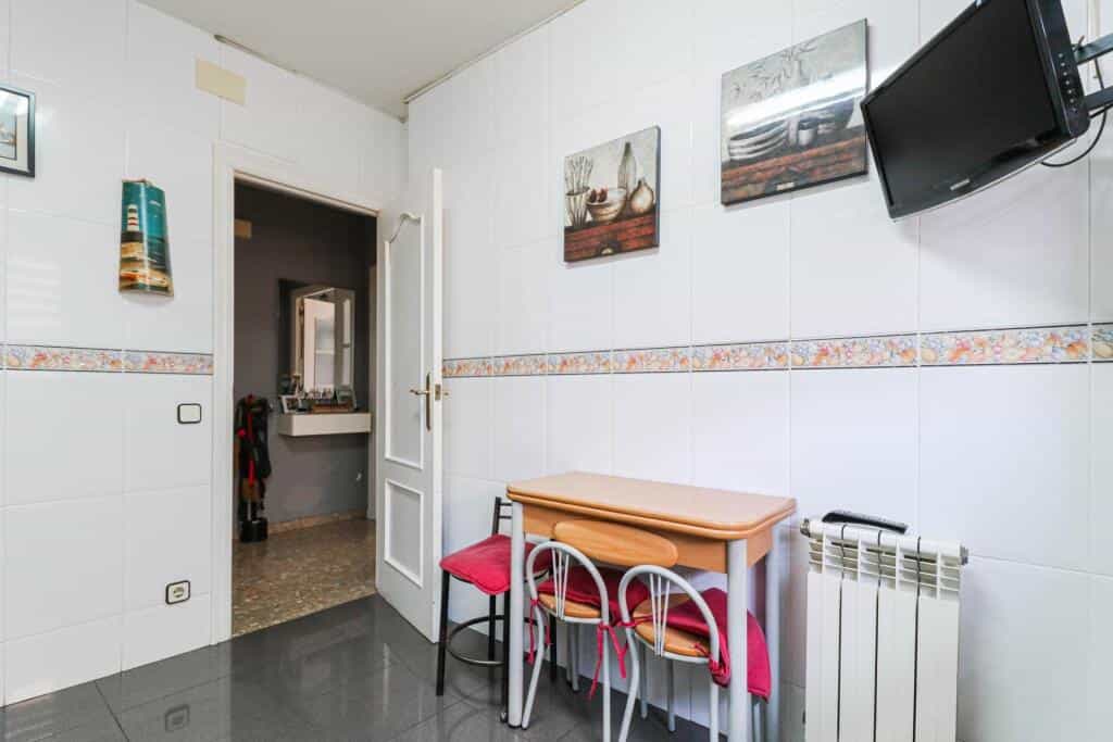 Condominium in Viladecans, Catalonia 11525360