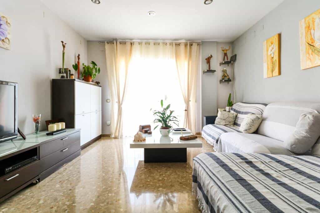 Condominium in Viladecanen, Catalonië 11525360