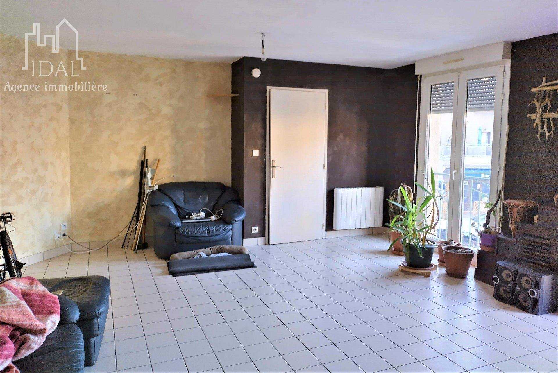 Condominium in Marvejols, Occitanie 11525386