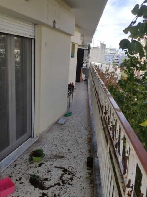 Condominium in Thessaloniki,  11525694