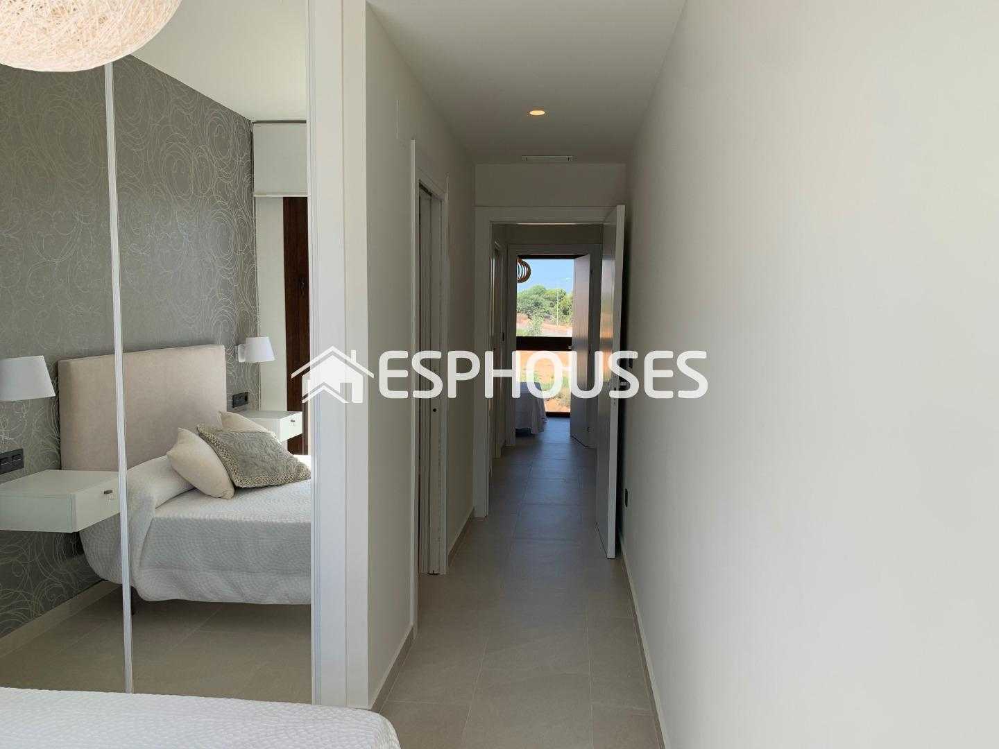 Condominium in , Comunidad Valenciana 11525746