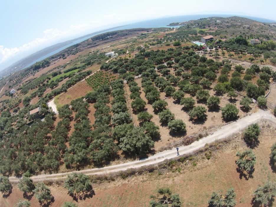 Земля в Хорафакія, Криті 11526139