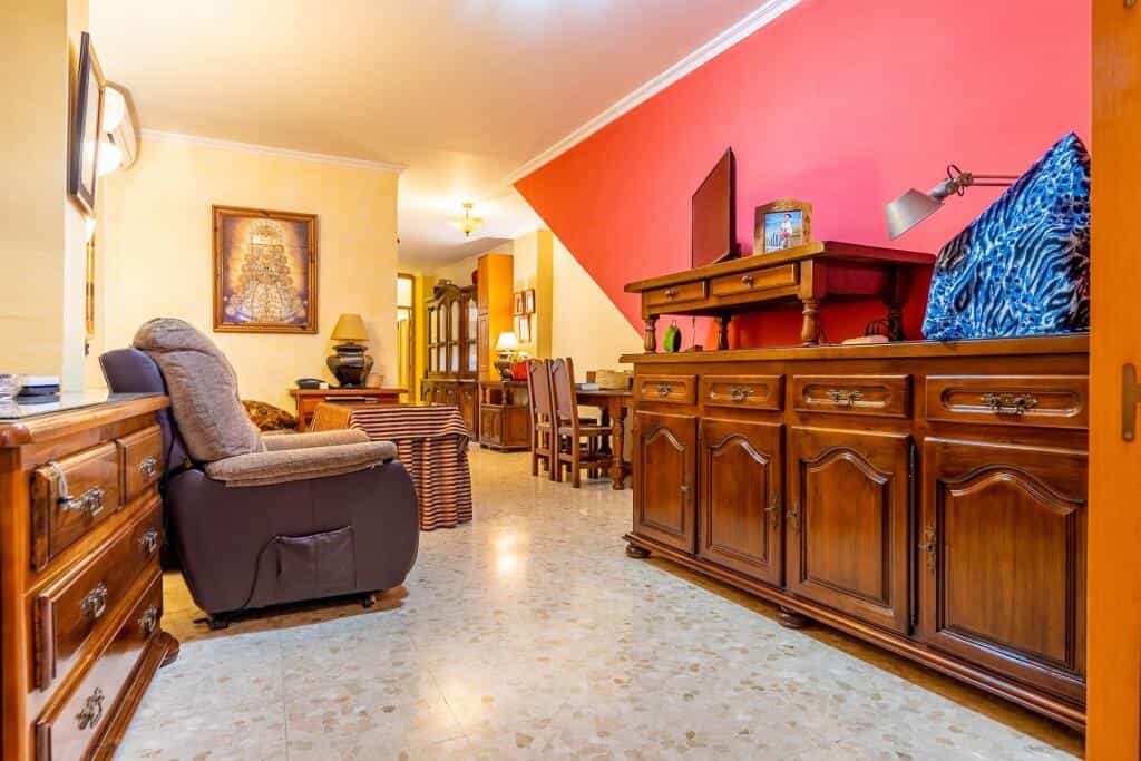 House in Sevilla, Andalusia 11526826