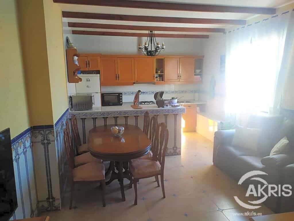 House in Carriches, Castilla-La Mancha 11526835