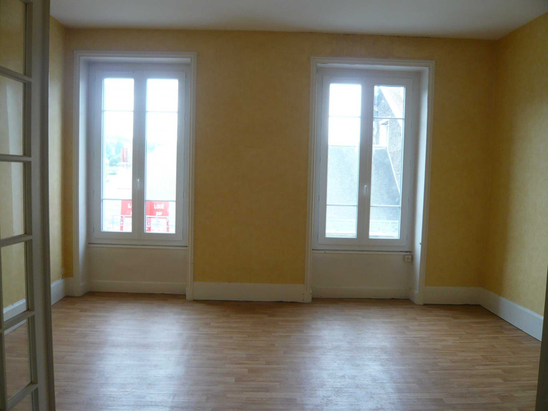 公寓 在 Bourgoin-Jallieu, Isère 11526861