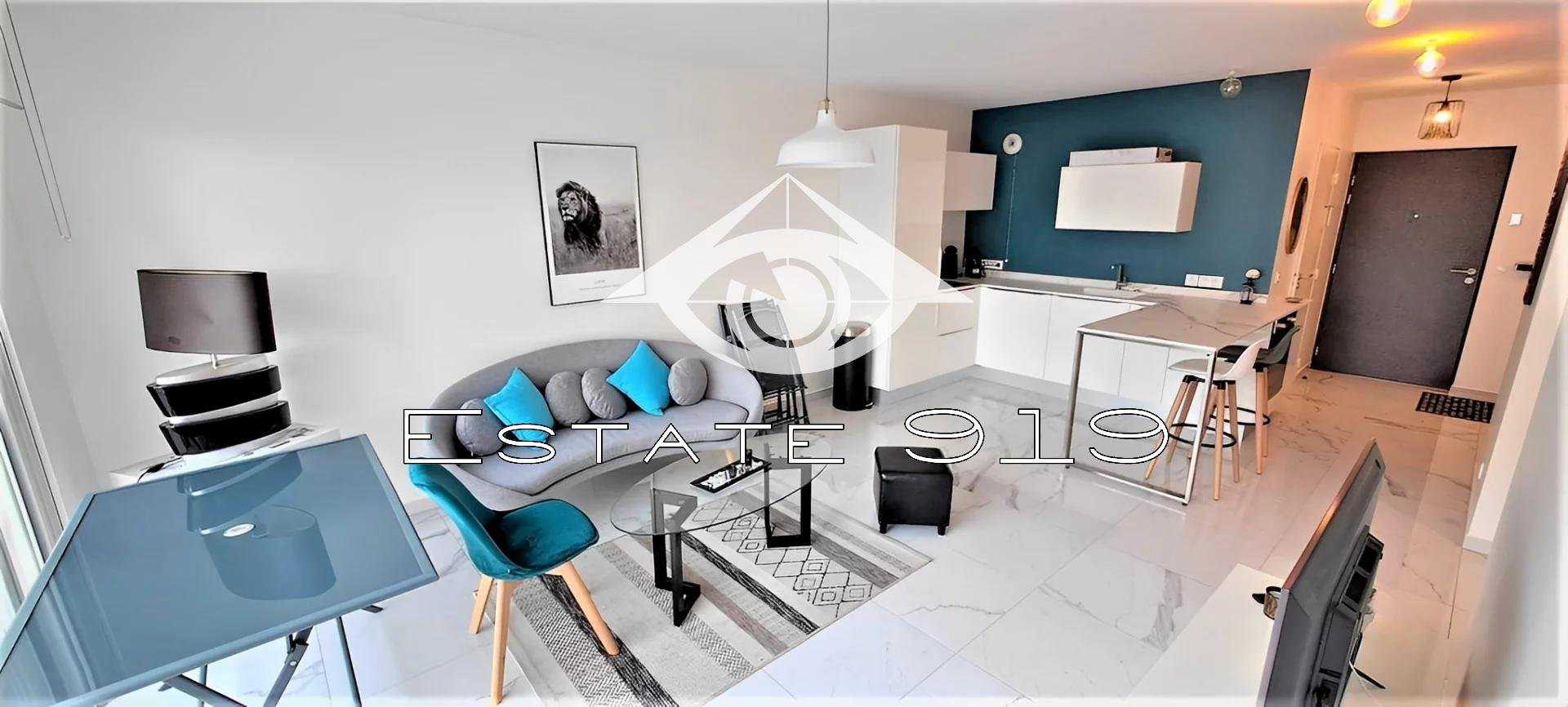 Condominium in Cannes, Alpes-Maritimes 11526873