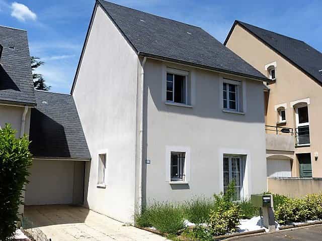 سكني في La Riche, Indre-et-Loire 11526897
