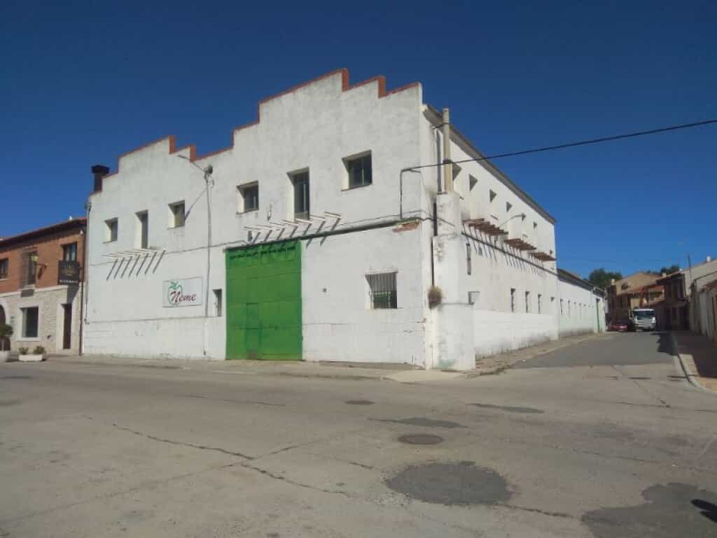 Industrieel in Sanchonuño, Castille-Leon 11528156
