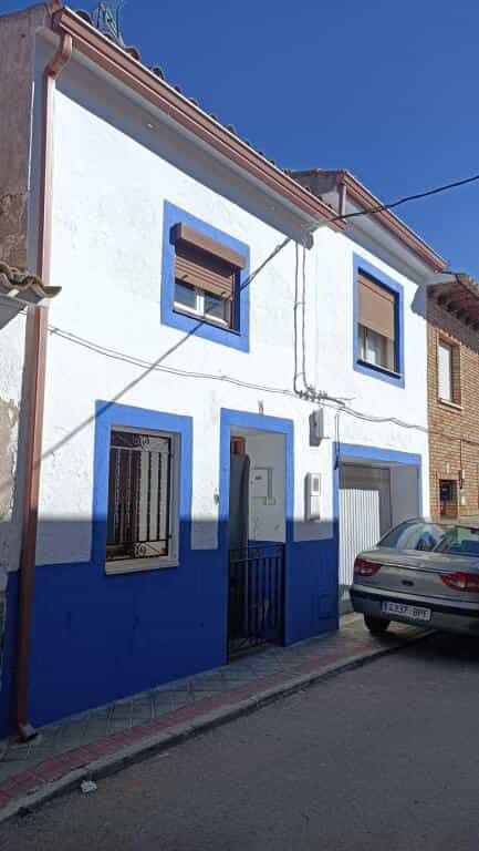 House in Quintanar de la Orden, Castille-La Mancha 11528179