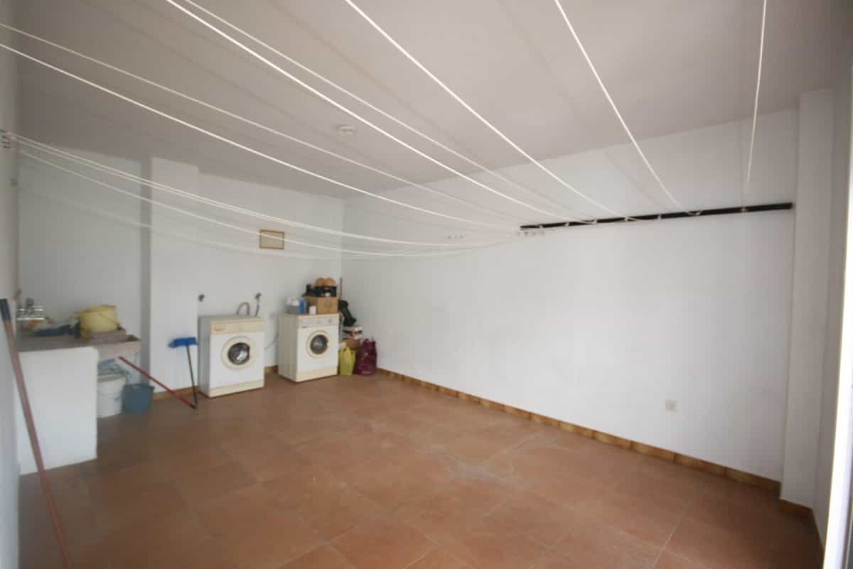 Condominium dans Tolox, Andalucía 11528699