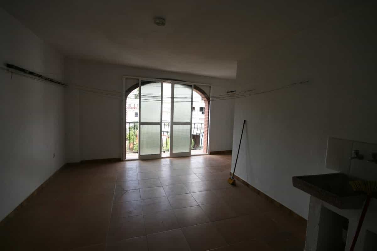 Condominium dans Tolox, Andalucía 11528699