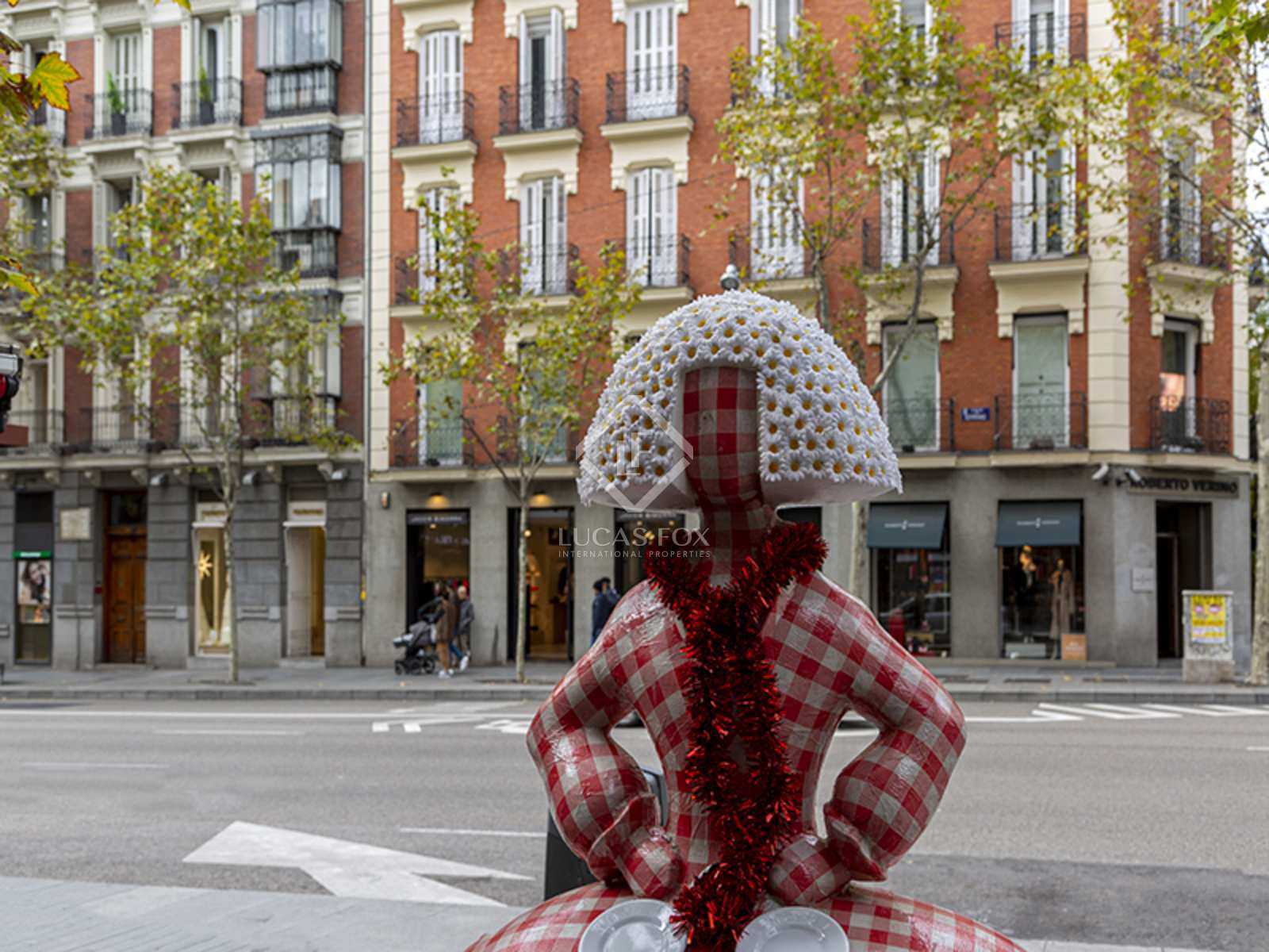 Condominium in Madrid, Community of Madrid 11528788
