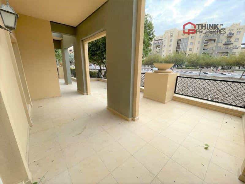 Condominium in `Ud al Bayda', Dubayy 11529488