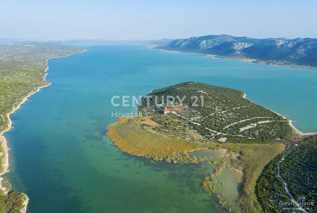 Terra no Pakoštane, Zadarska županija 11529596