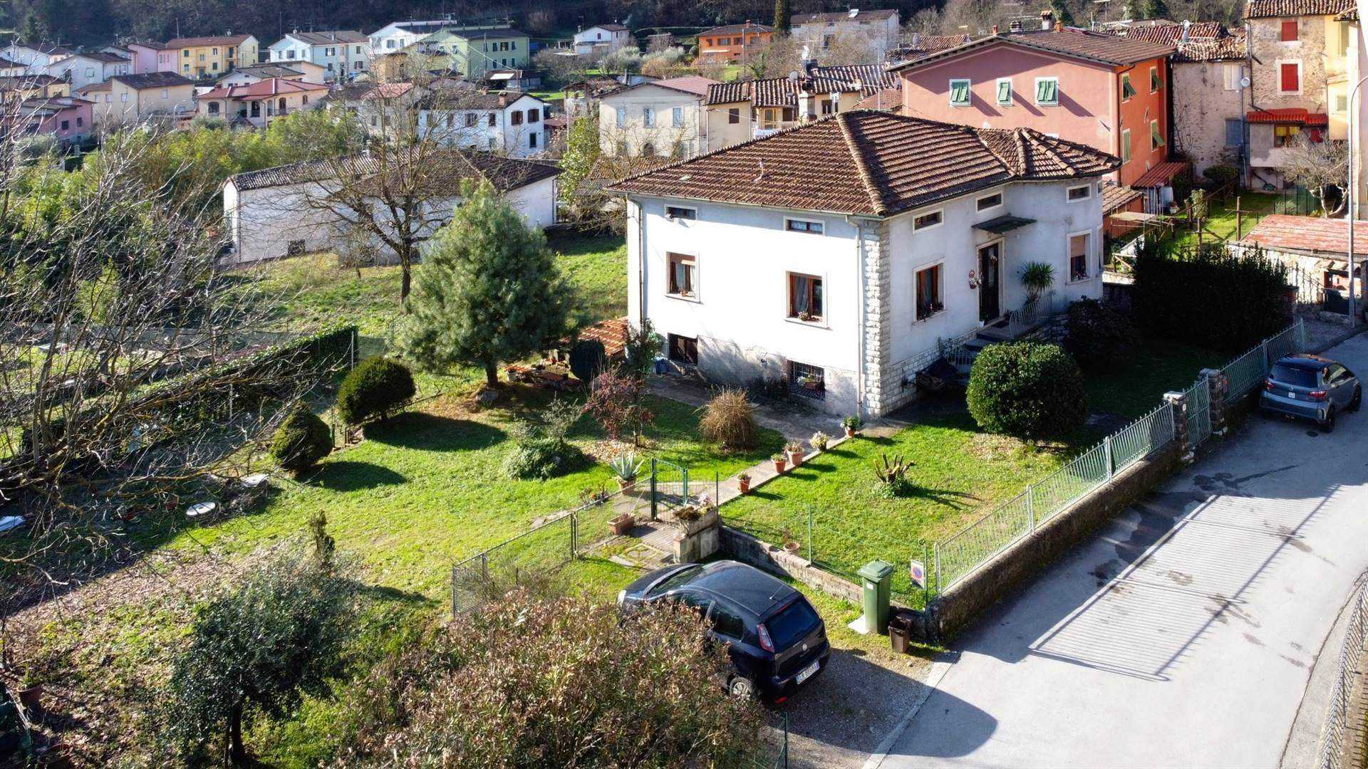 жилой дом в Gallicano, Toscana 11529877