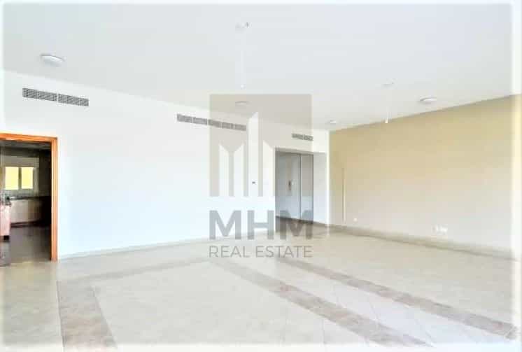 Condominium in Warisan, Dubayy 11530098