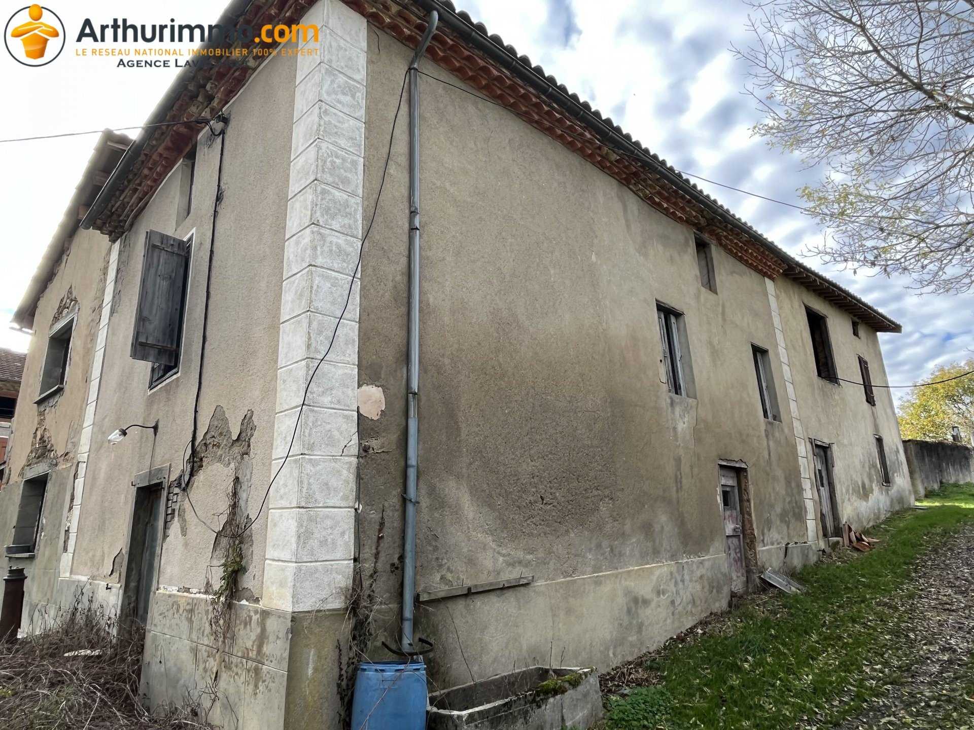 房子 在 Belesta, Occitanie 11530141