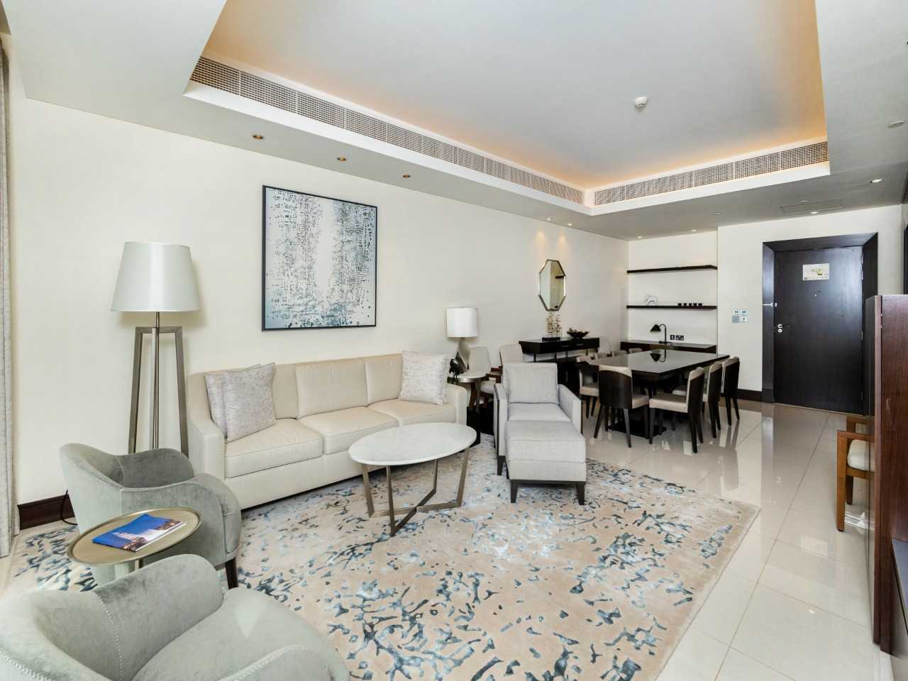 Condominium in Madinat Zayid, Abu Zaby 11530233