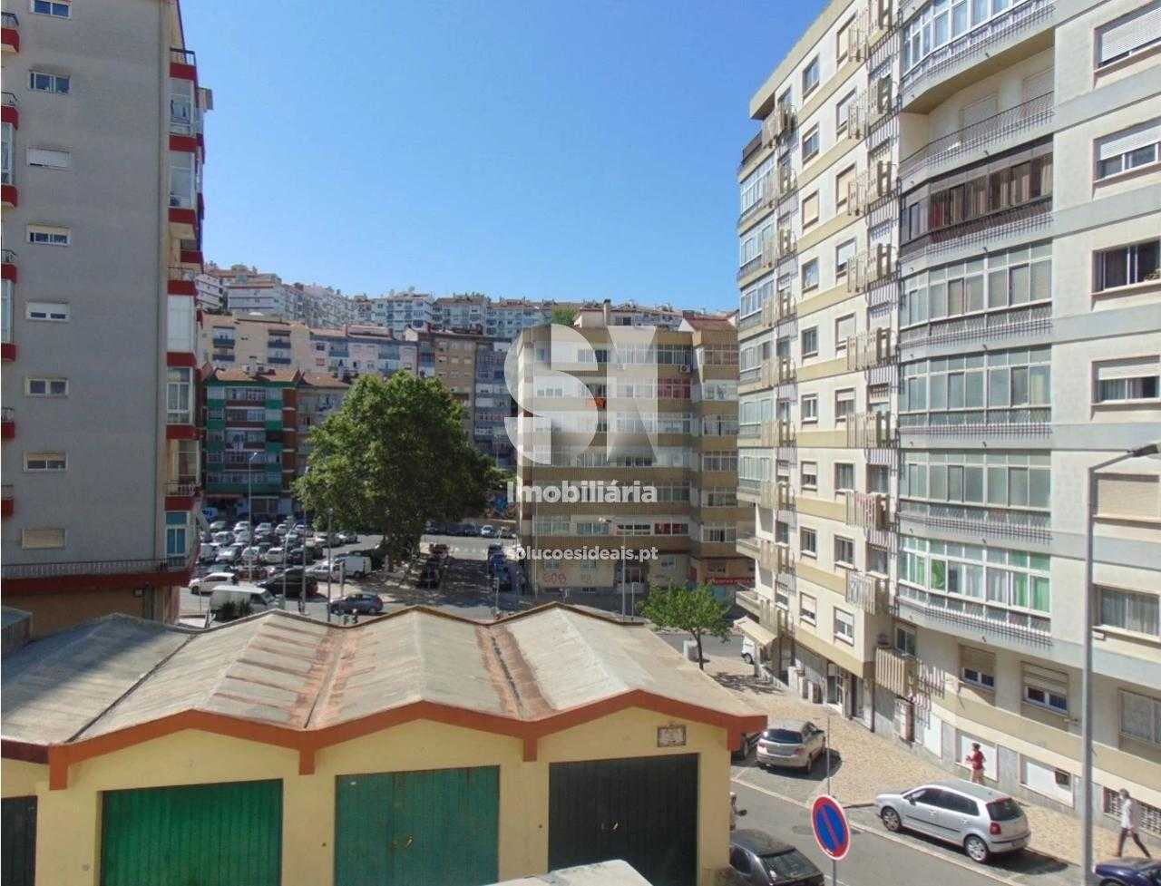 عمارات في Agualva-Cacém, Lisbon 11530254