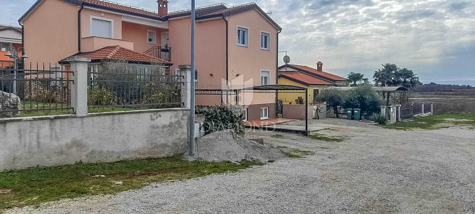 Condominio en Poreč, Istarska Županija 11530530