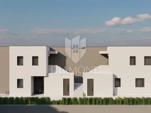 Condominium in Porec, Istarska Zupanija 11530576