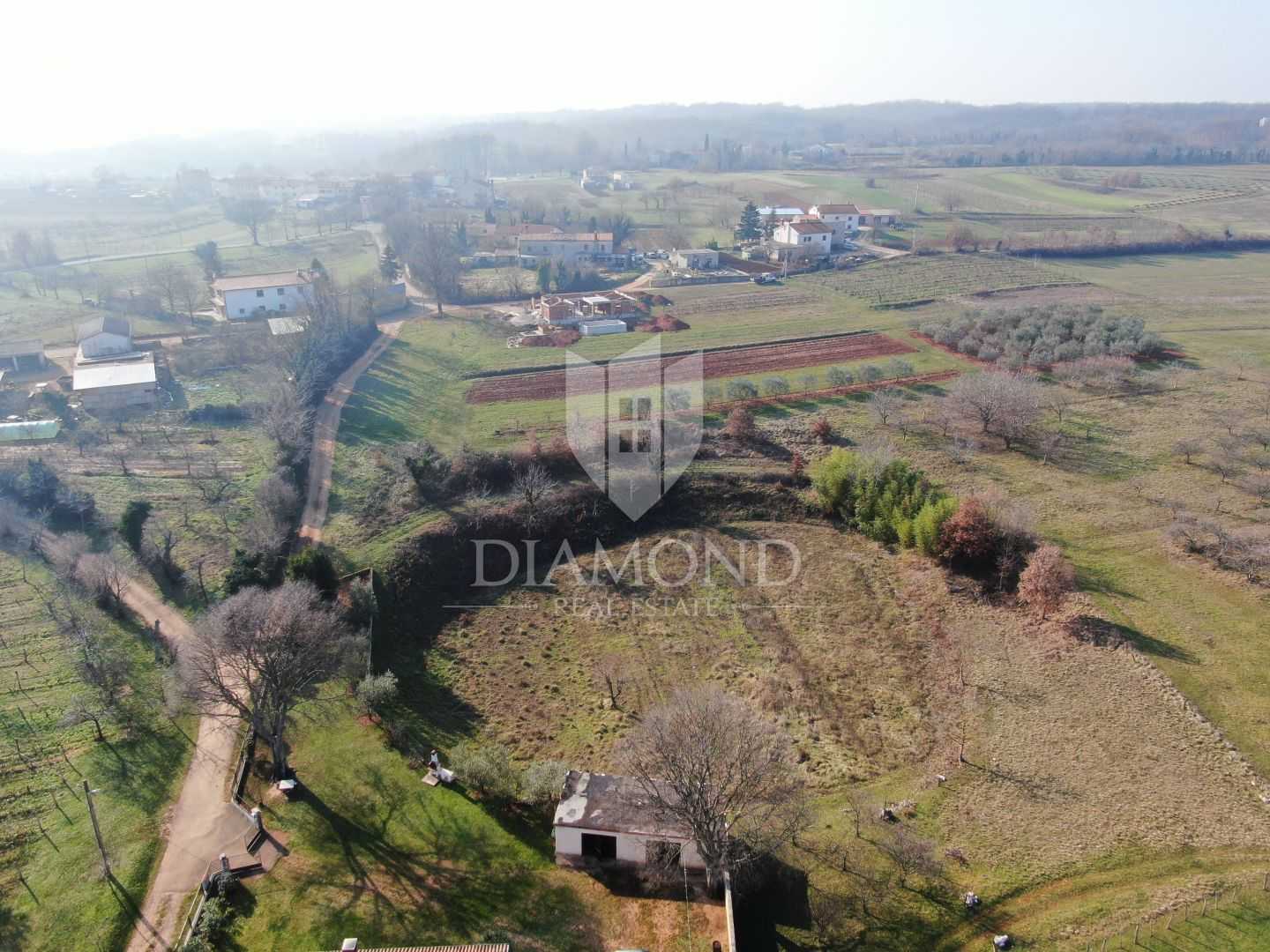 Land in Barban, Istria County 11530627