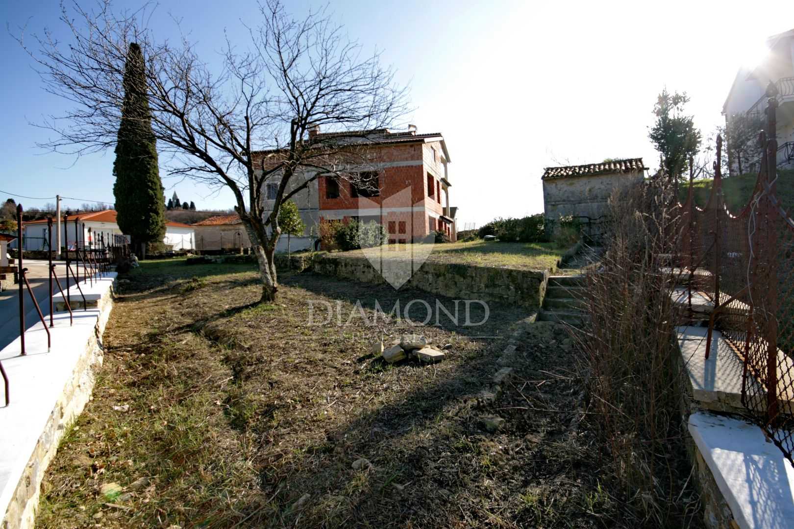 жилой дом в Momjan, Istria County 11531094