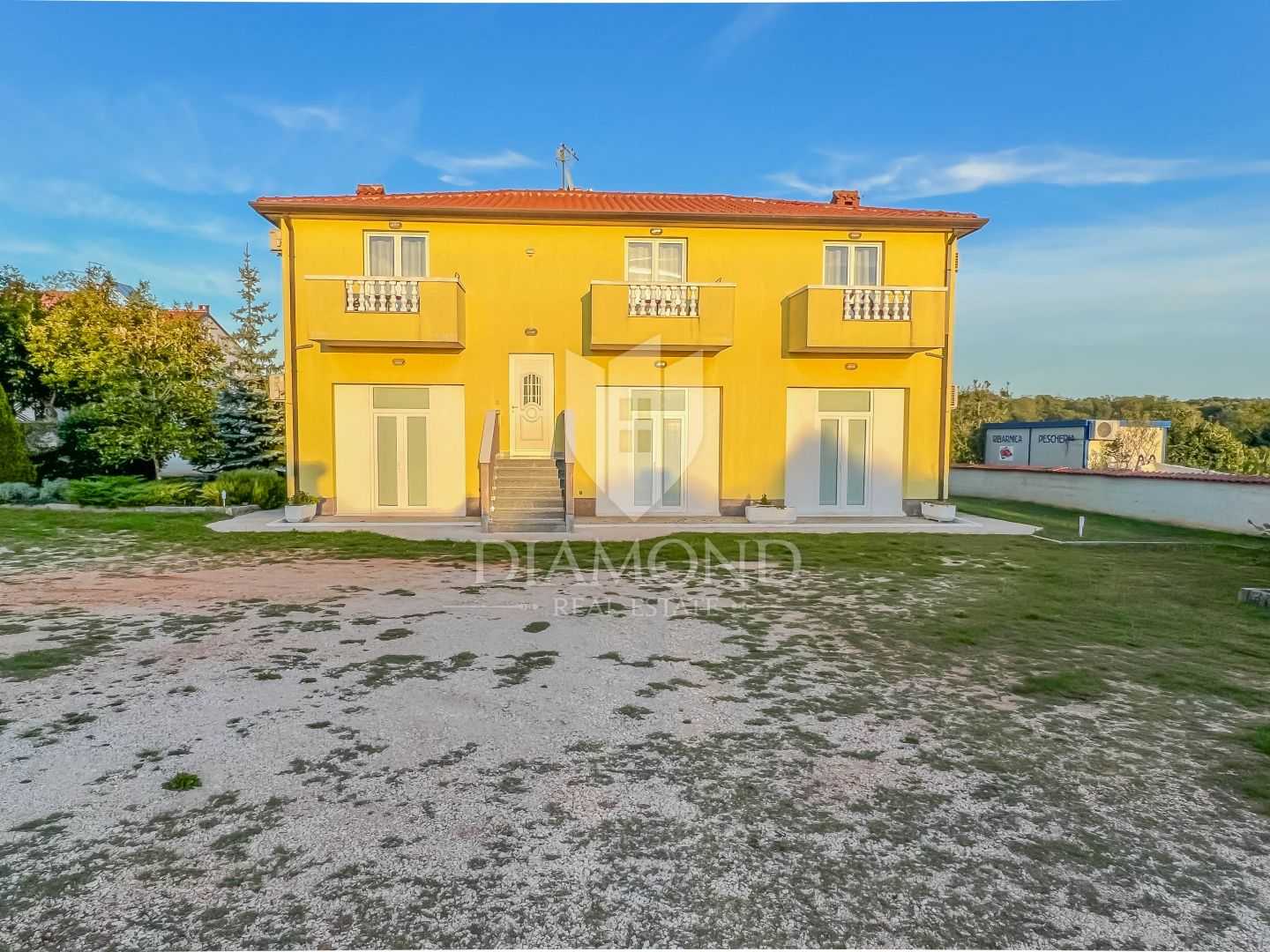 σπίτι σε Umag, Istarska Zupanija 11531157