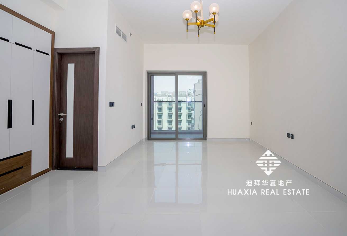 Condominium in Warisan, Dubayy 11531224
