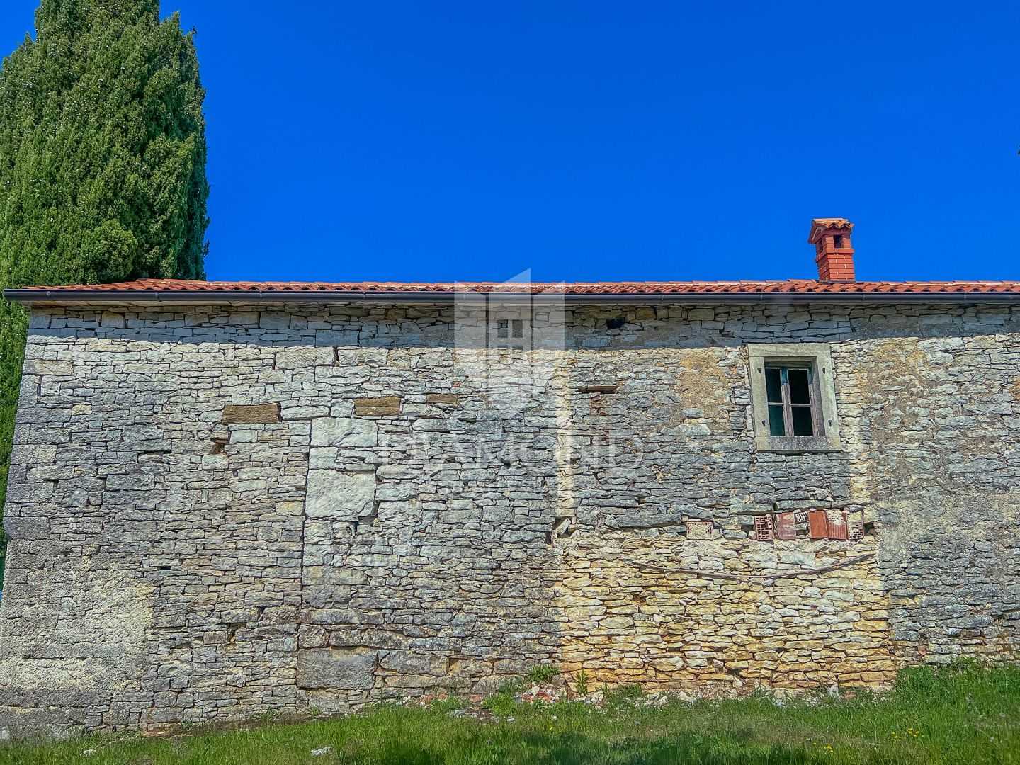 House in Oprtalj, Istarska Zupanija 11531470