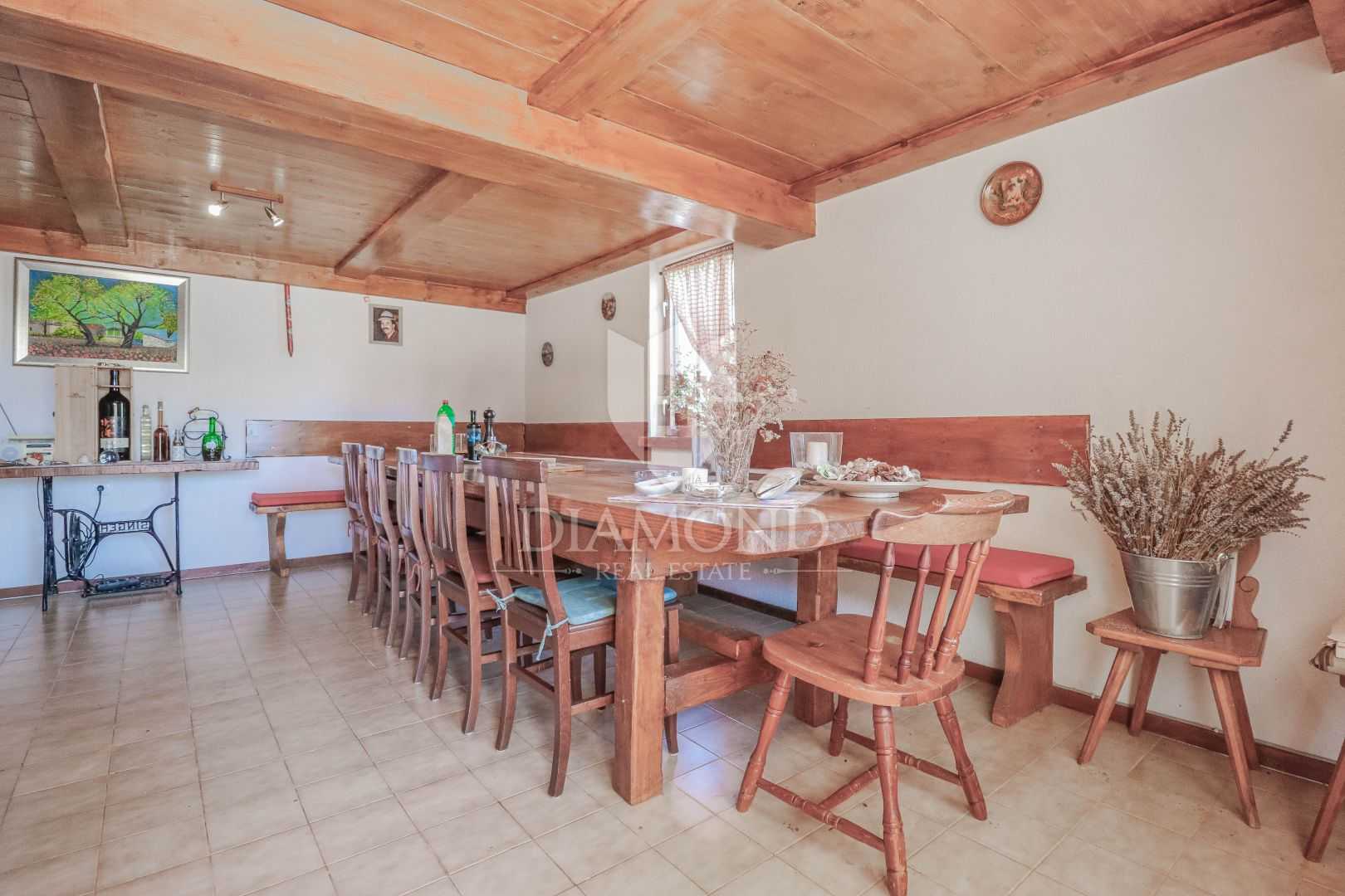 σπίτι σε Lovrečica, Istria County 11531639