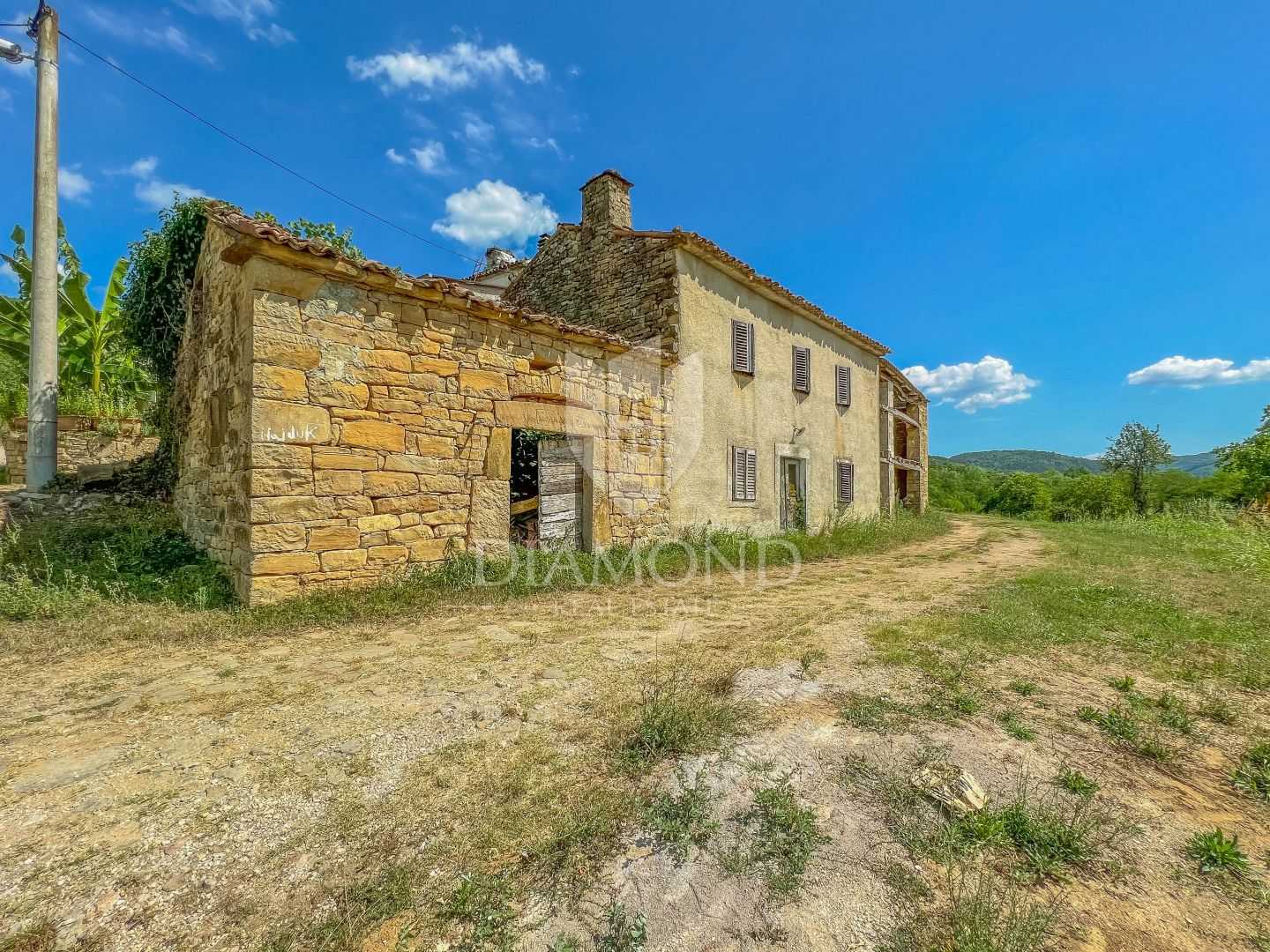 House in Motovun, Istarska Zupanija 11531683
