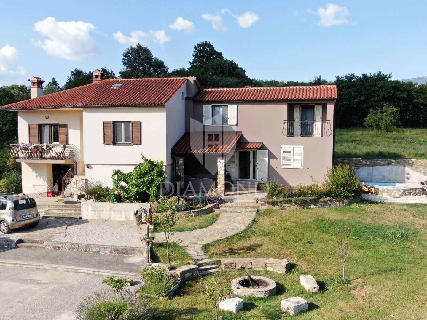 σπίτι σε Κρσάν, Istarska Zupanija 11531712