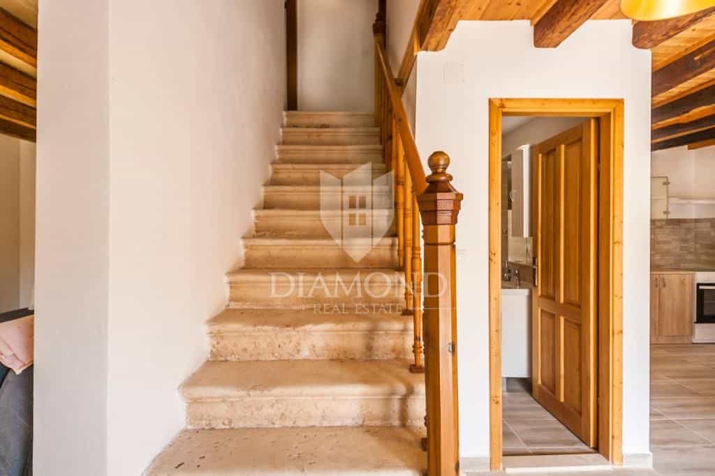 casa en Marčana, Istria County 11531748