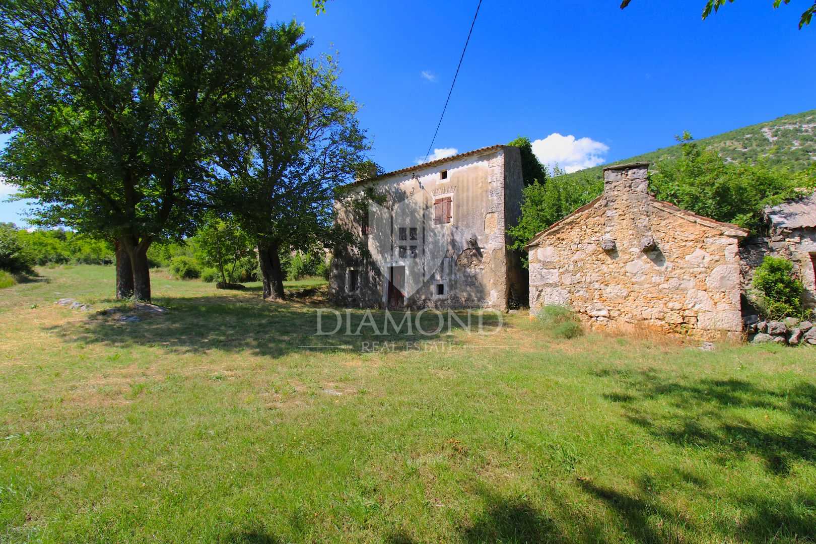 rumah dalam Kršan, Istria County 11531792