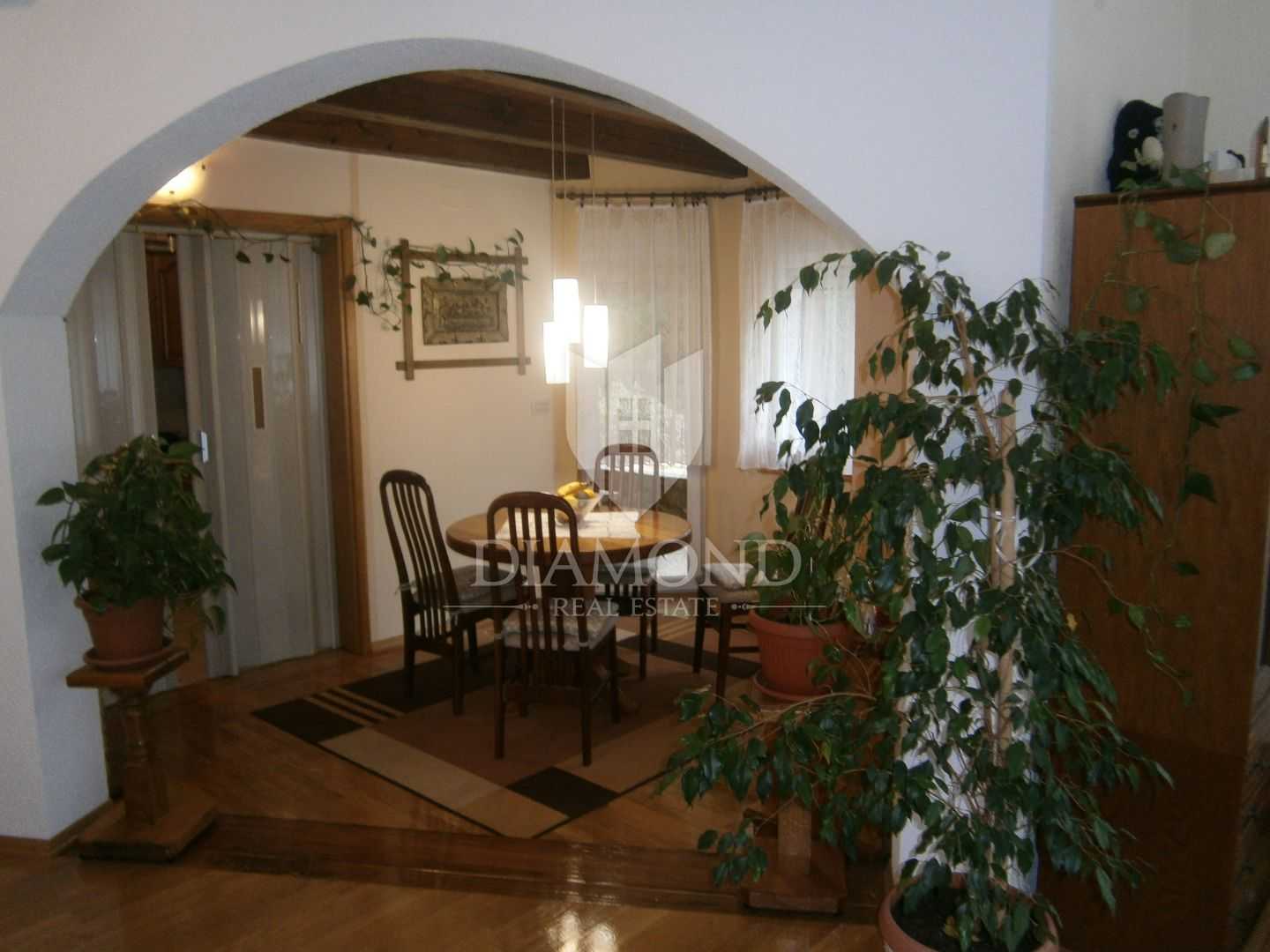 Rumah di Matulji, Primorsko-goranska županija 11532159