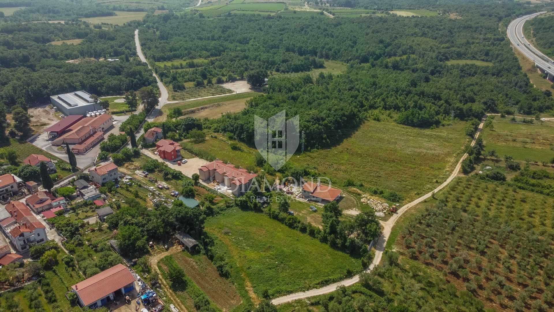 Land in Brtonigla, Istarska Zupanija 11532264