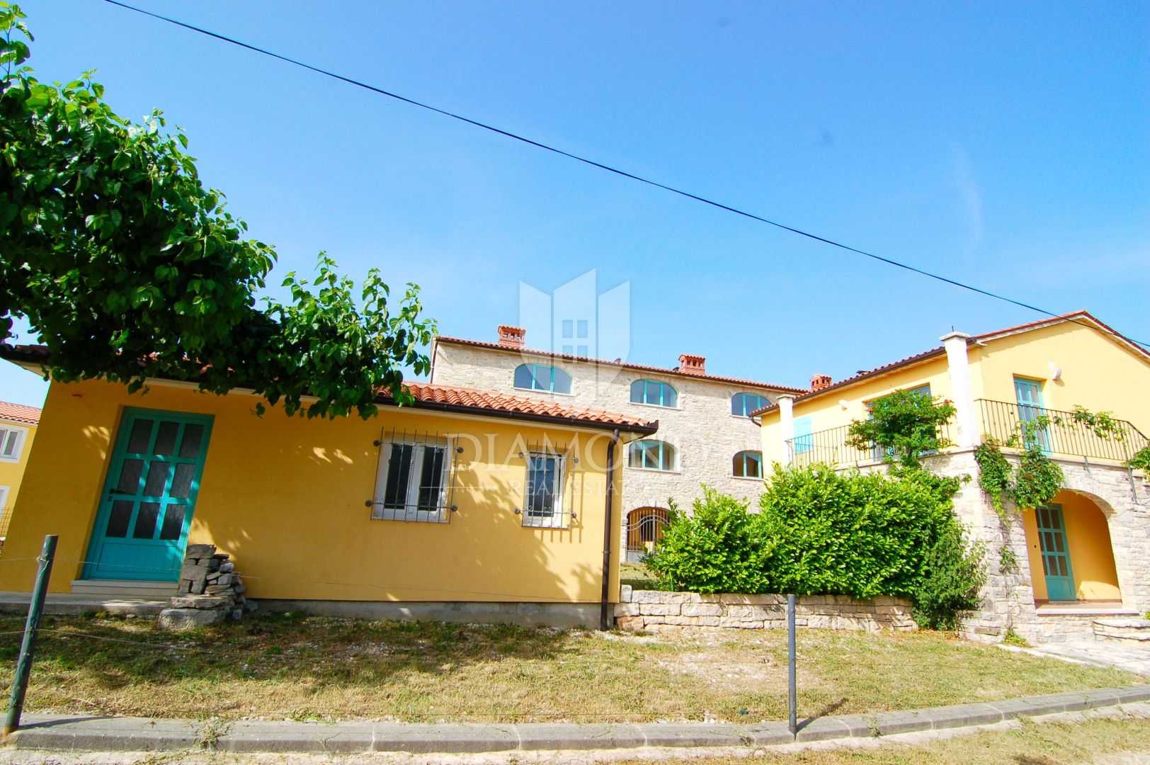 房子 在 Bibali, Istria County 11532826