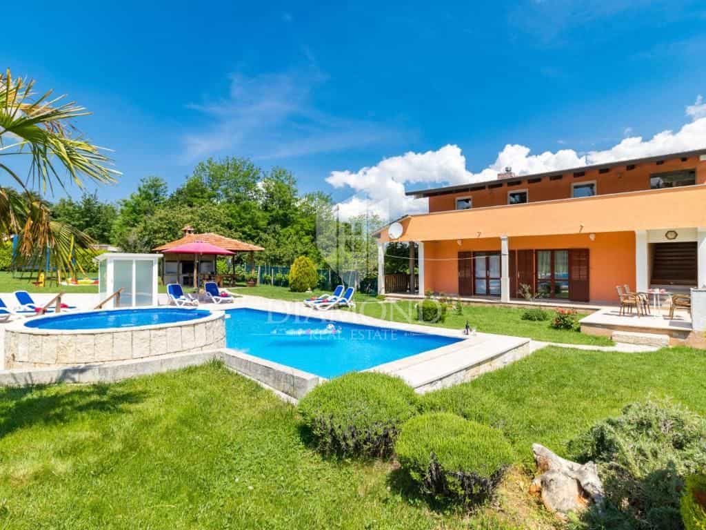 House in Karojba, Istarska Zupanija 11532837