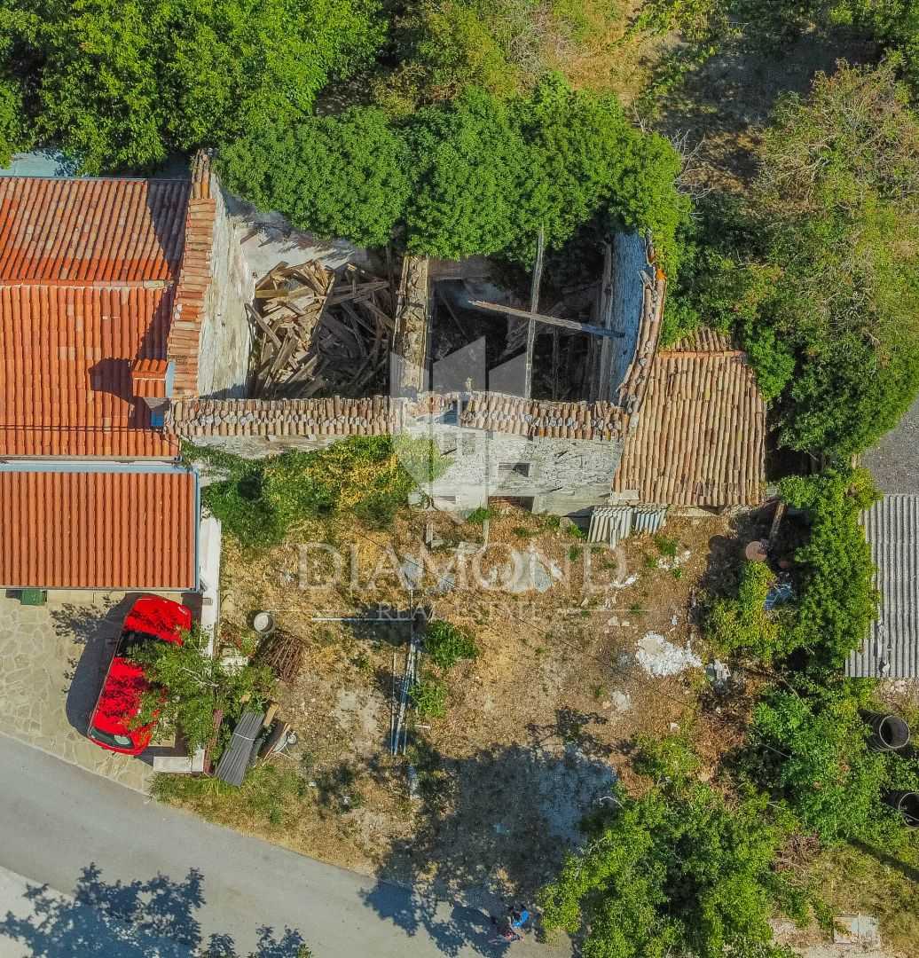 House in Buje, Istria County 11533066