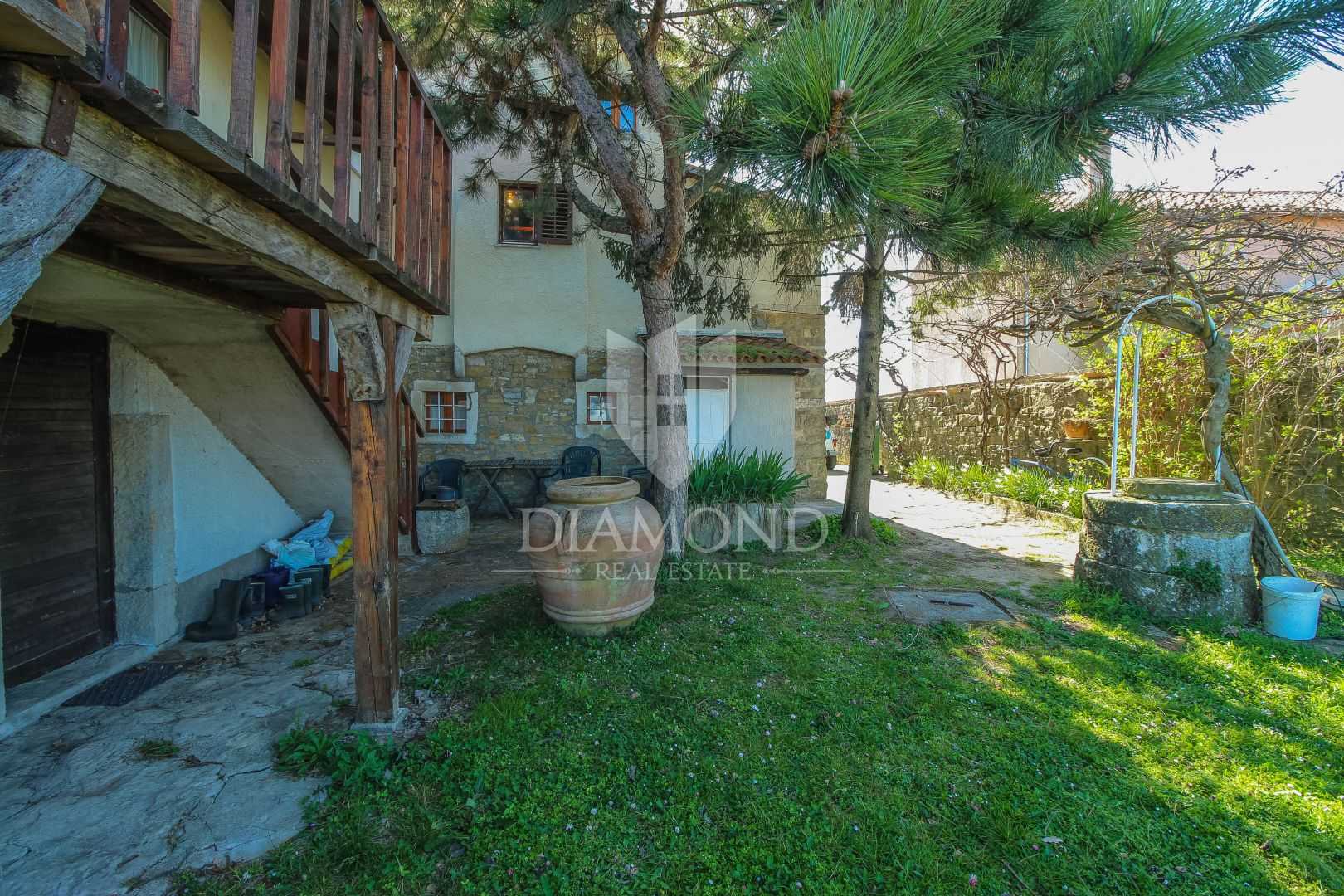 жилой дом в Momjan, Istria County 11533082