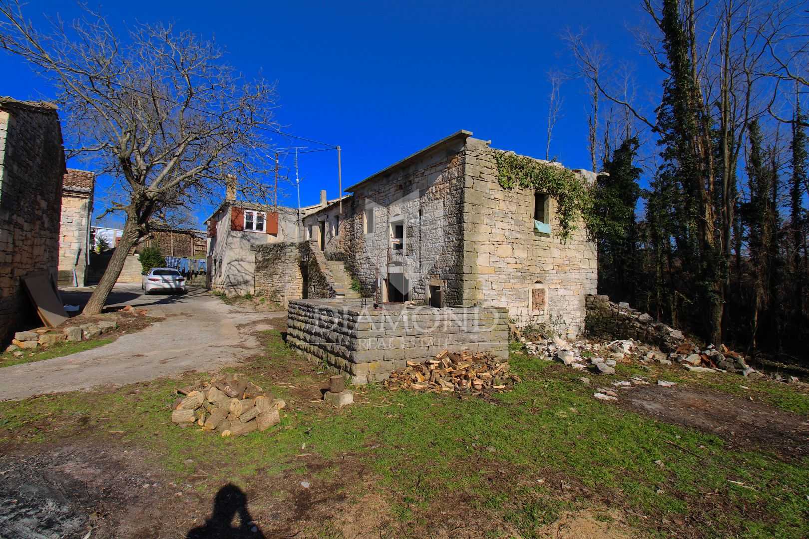 casa no Žminj, Istria County 11533376