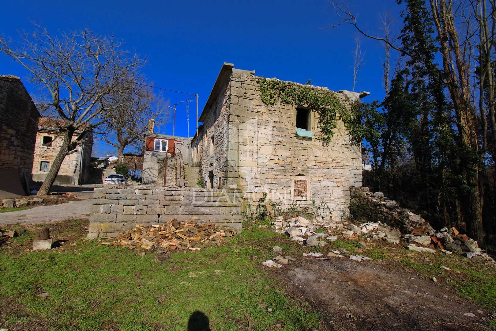 σπίτι σε Žminj, Istria County 11533376