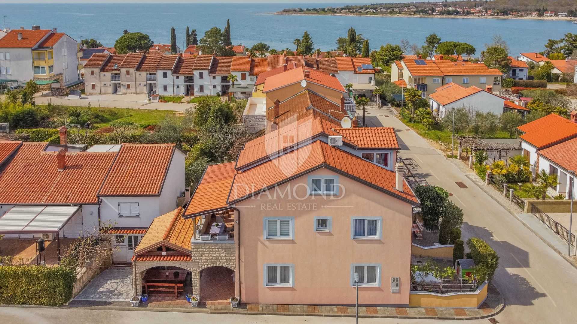 Talo sisään Novigrad, Istarska Zupanija 11533798