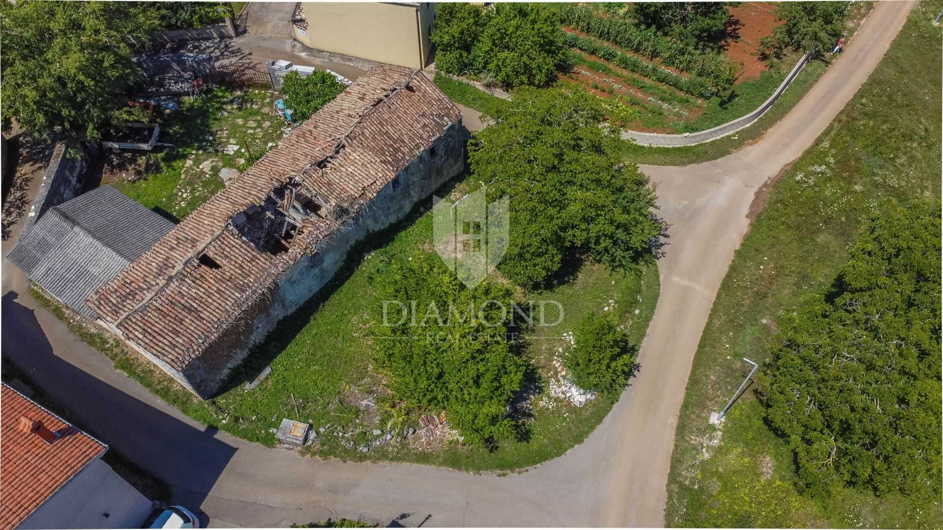بيت في تينجان, استارسكا زوبانيجا 11533812