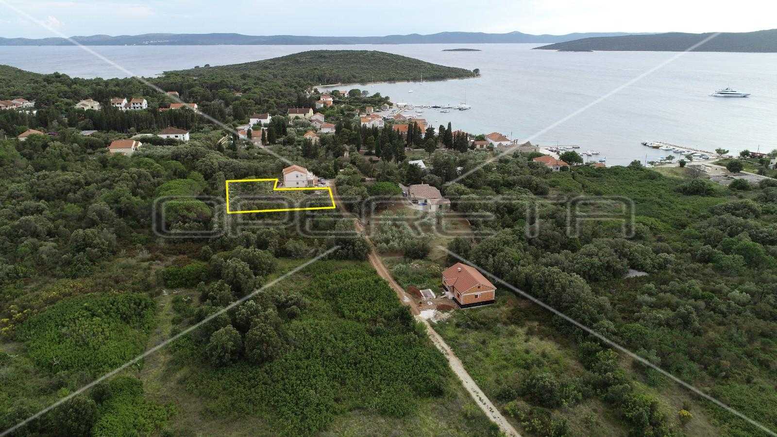 Land in Donje Petrcane, Zadarska Zupanija 11534346