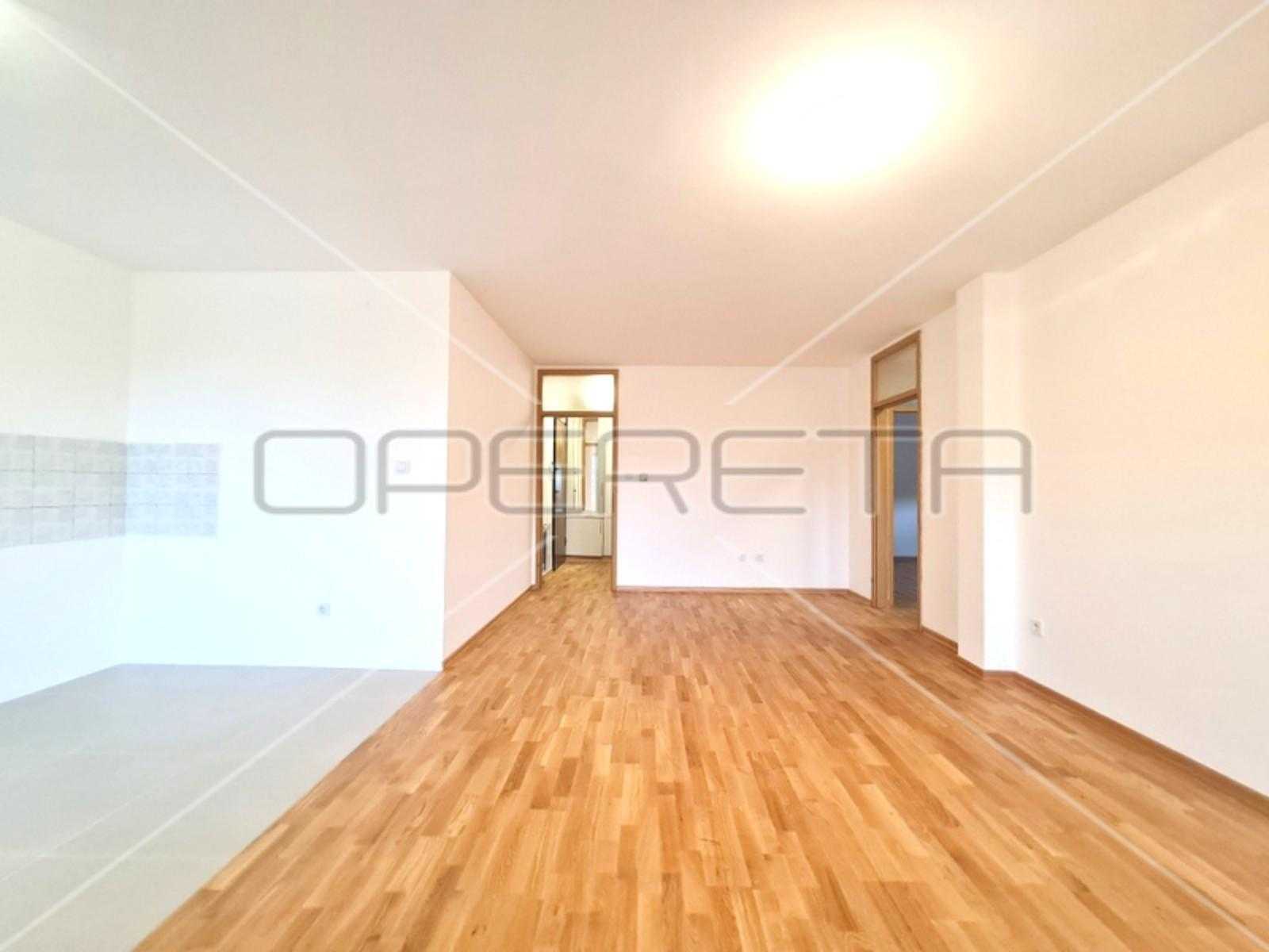 Condominium in Zagreb,  11534427